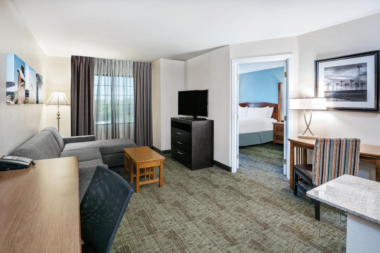 Staybridge Suites Austin Round Rock By Ihg Номер фото